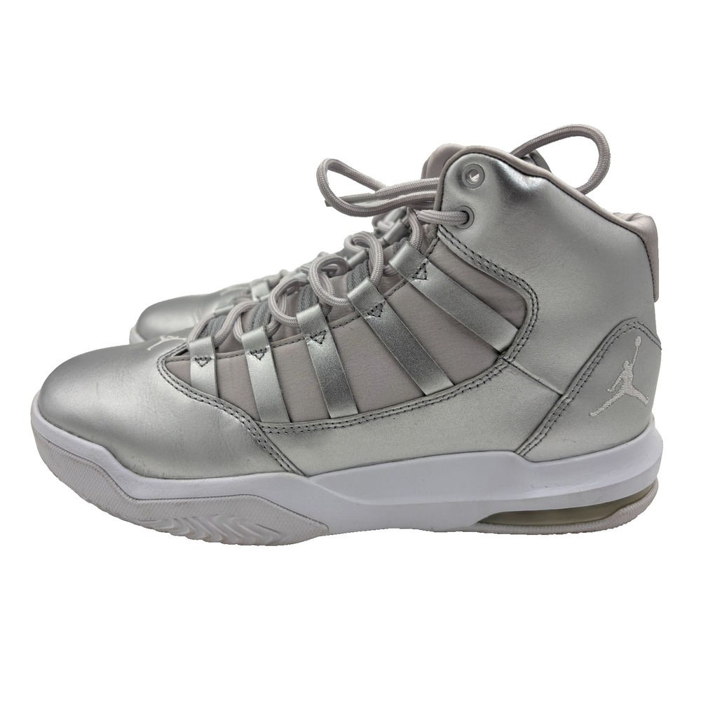 Jordan Max Aura SE Metallic Silver Grade School Kids Shoes AV5176 040 - SIZE 7Y